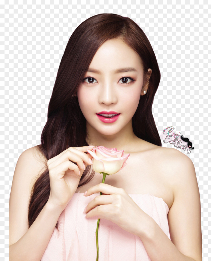Goo Hara South Korea KARA K-pop Pretty Girl PNG Girl, korean, woman wearing pink tube top holding white and rose clipart PNG