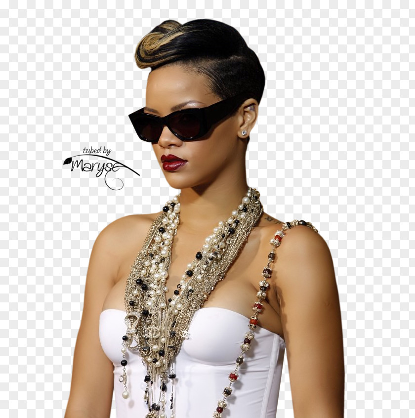 Rihanna Pixie Cut Short Hair Model Fashion PNG cut hair Fashion, Hanna inscription clipart PNG