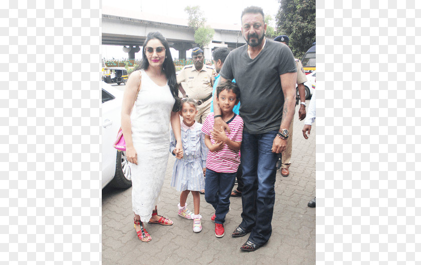 Sanjay Dutt Car Family Vacation Pink M PNG