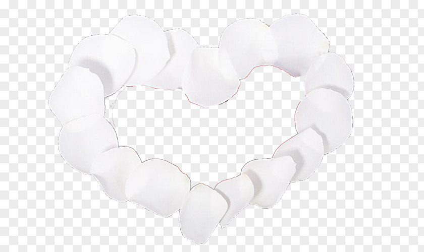 Heart-shaped White Rose Petals Heart PNG