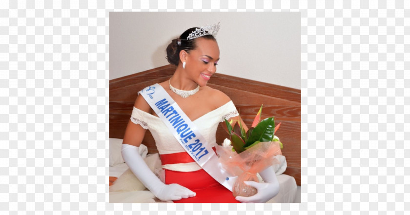 Carbet Fort-de-France 0 Miss Martinique July Shoulder PNG
