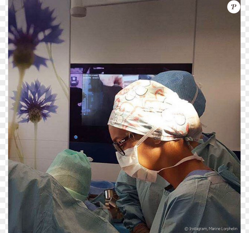 Plein Surgery Miss France 2013 Bloc Opératoire Surgeon's Assistant PNG