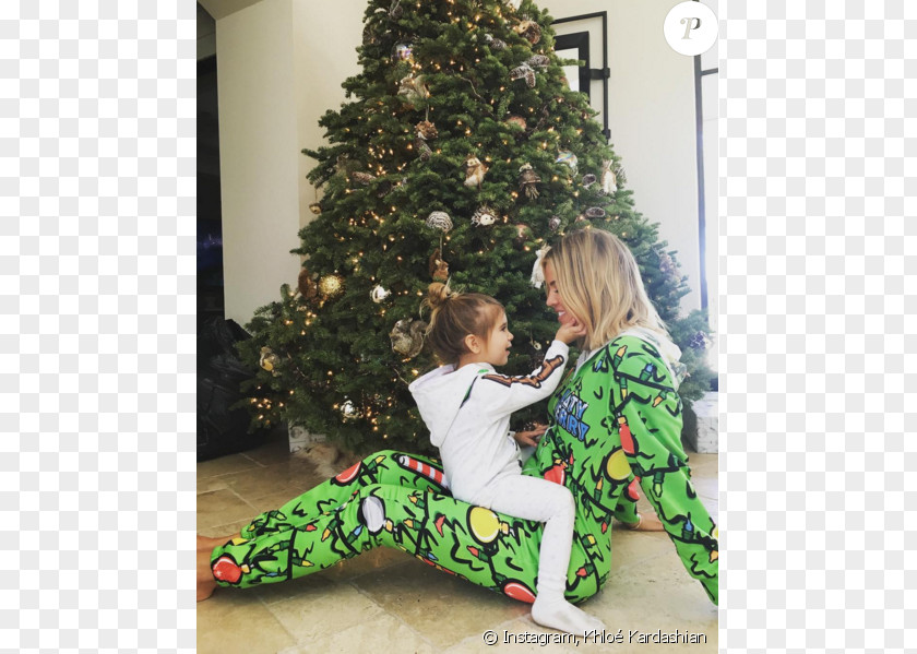 Khloe Kardashian Family Celebrity Pajamas Reality Television Christmas Day PNG