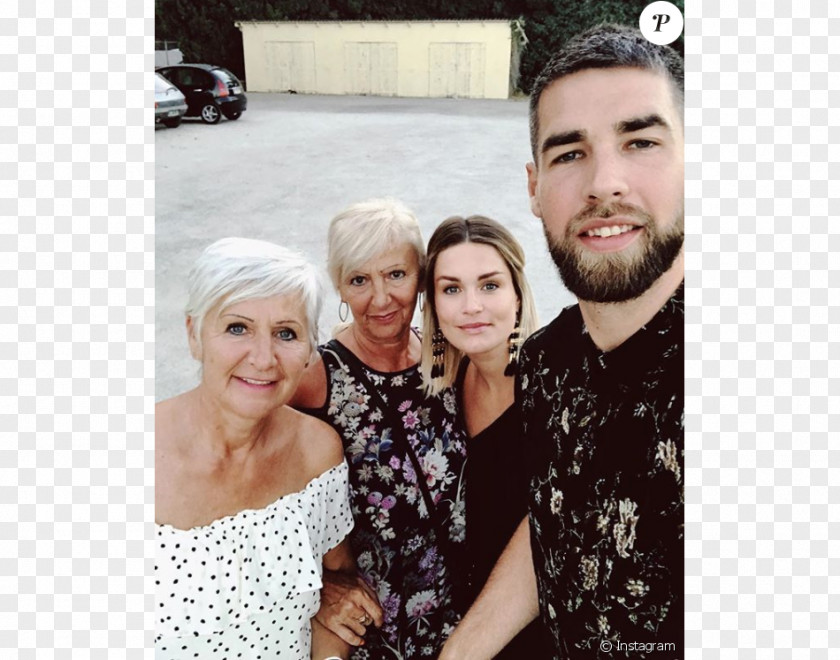 Premier Juillet Luka Karabatic Jeny Priez Selfie Instagram Child PNG