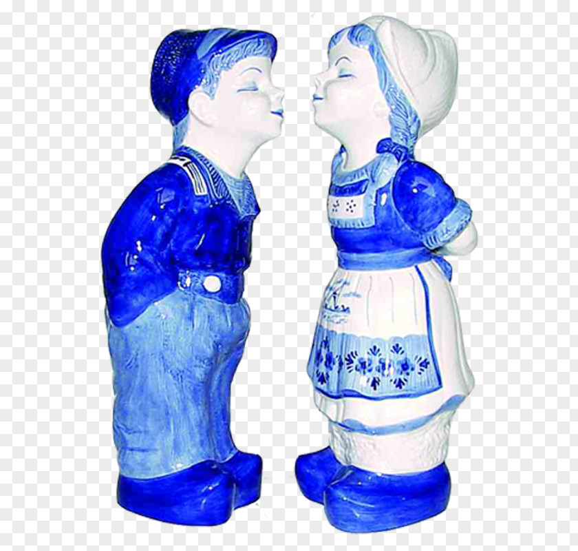 Nightwing And Supergirl Kiss Delftware Souvenir Figurine Farmer PNG