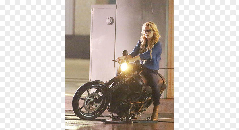 Margot Robbie Harley Quinn Joker Batman Motorcycle Stunt Riding PNG