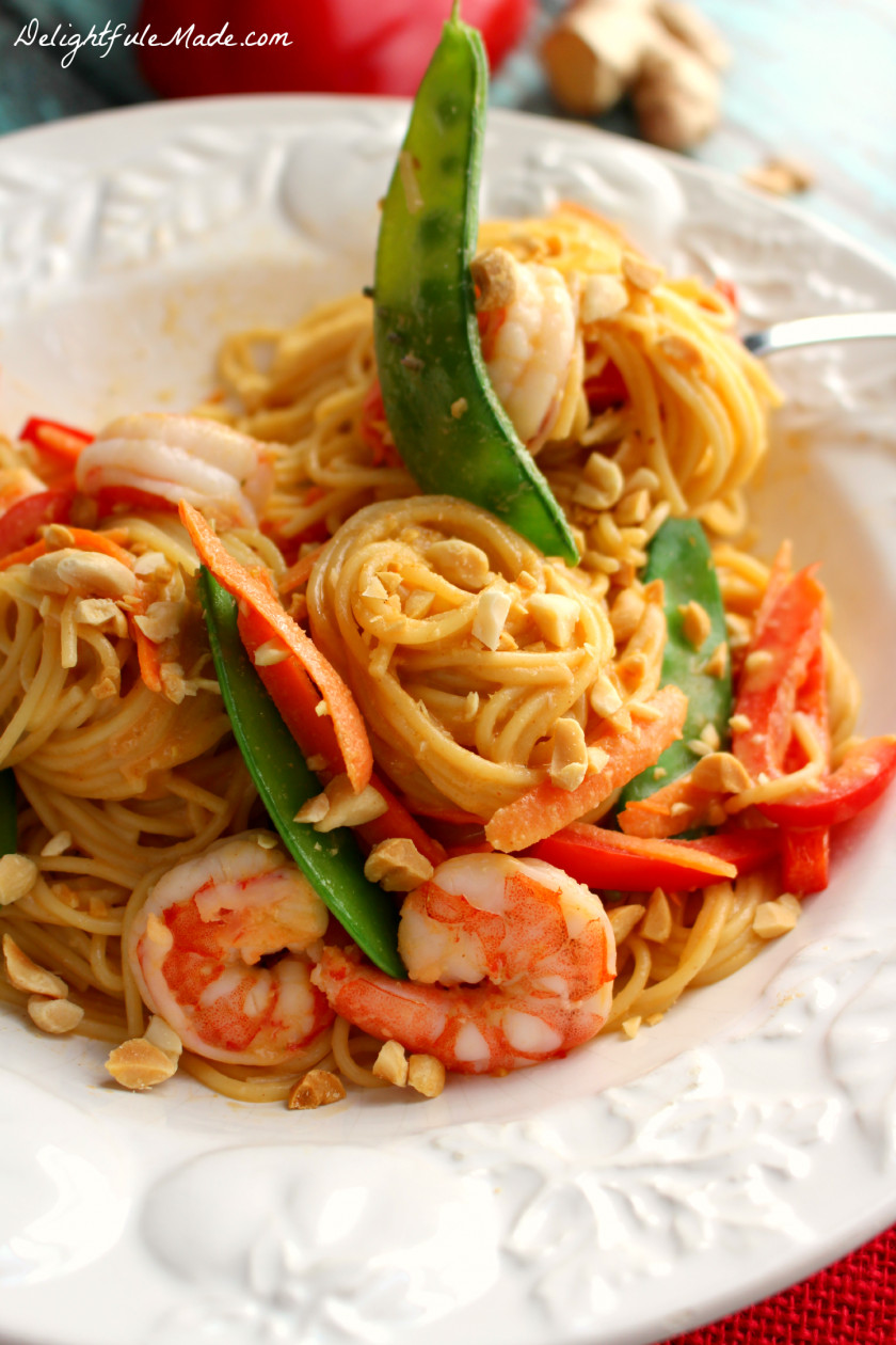 Shrimps Pasta Thai Cuisine Chinese Noodles Peanut Sauce PNG