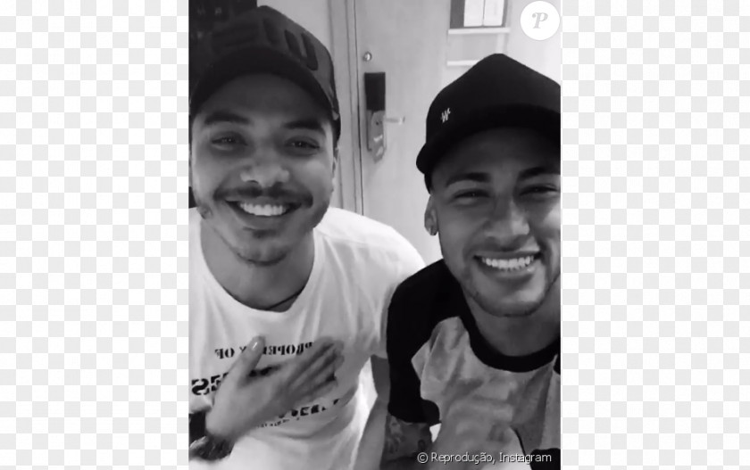 Neymar Bruna Marquezine Black And White T-shirt Selfie PNG