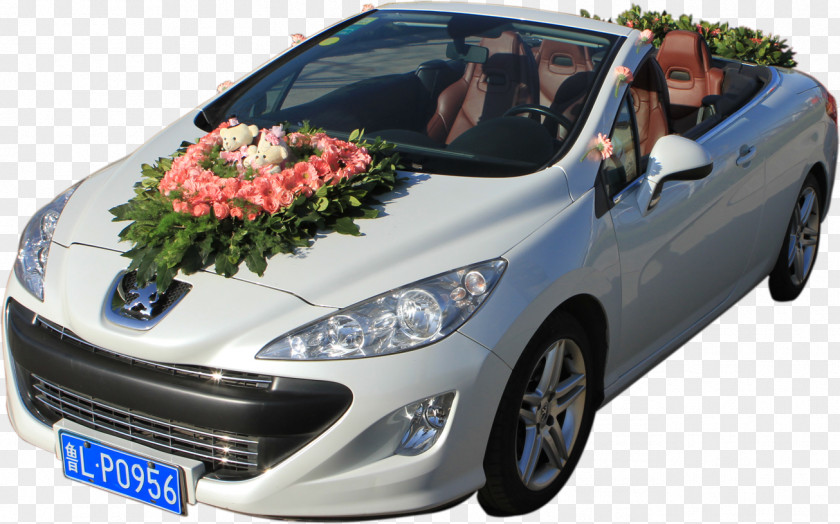 Silver Wedding Car Peugeot 308 PNG