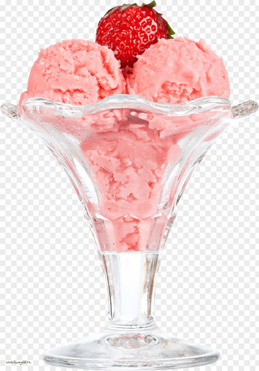 Strawberry Ice Cream Sundae Cones PNG