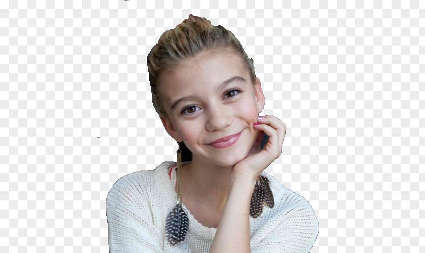 Actor G Hannelius Dog With A Blog Avery Jennings PNG