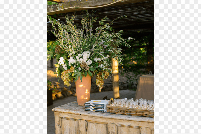 Warm Wedding Viansa Sonoma Winery & Tasting Room Floral Design Wine Country Court PNG