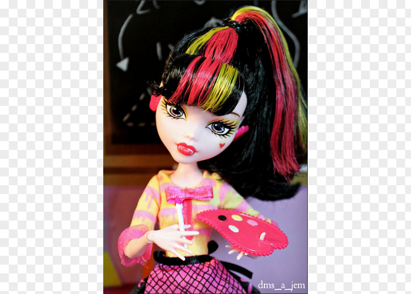Barbie Monster High Draculaura Doll PNG
