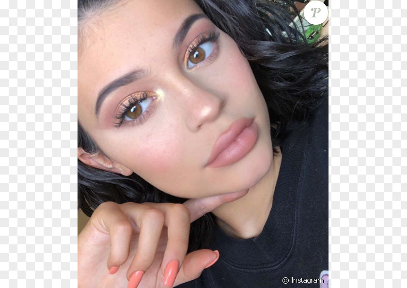 Kylie Jenner Cosmetics Lipstick Makeup Brush PNG