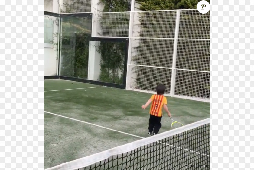 Gerard Pique Colegio La Enseñanza Paddle Tennis Celebrity Sport Diez Minutos PNG