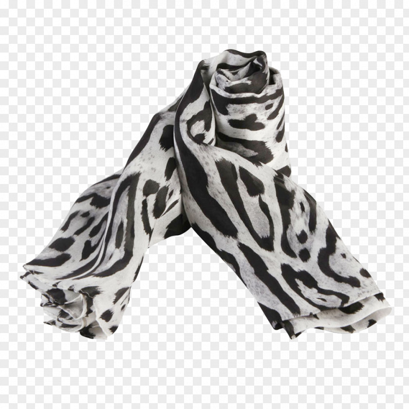 Female Leopard Scarf PNG