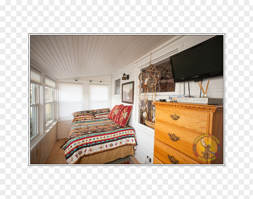 Cottage Bedroom Bedding PNG