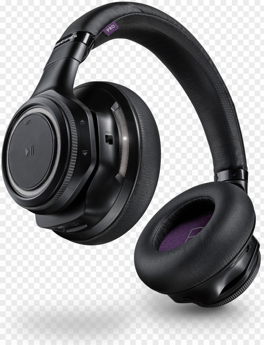 Wearing A Headset Microphone Active Noise Control Noise-cancelling Headphones Plantronics PNG