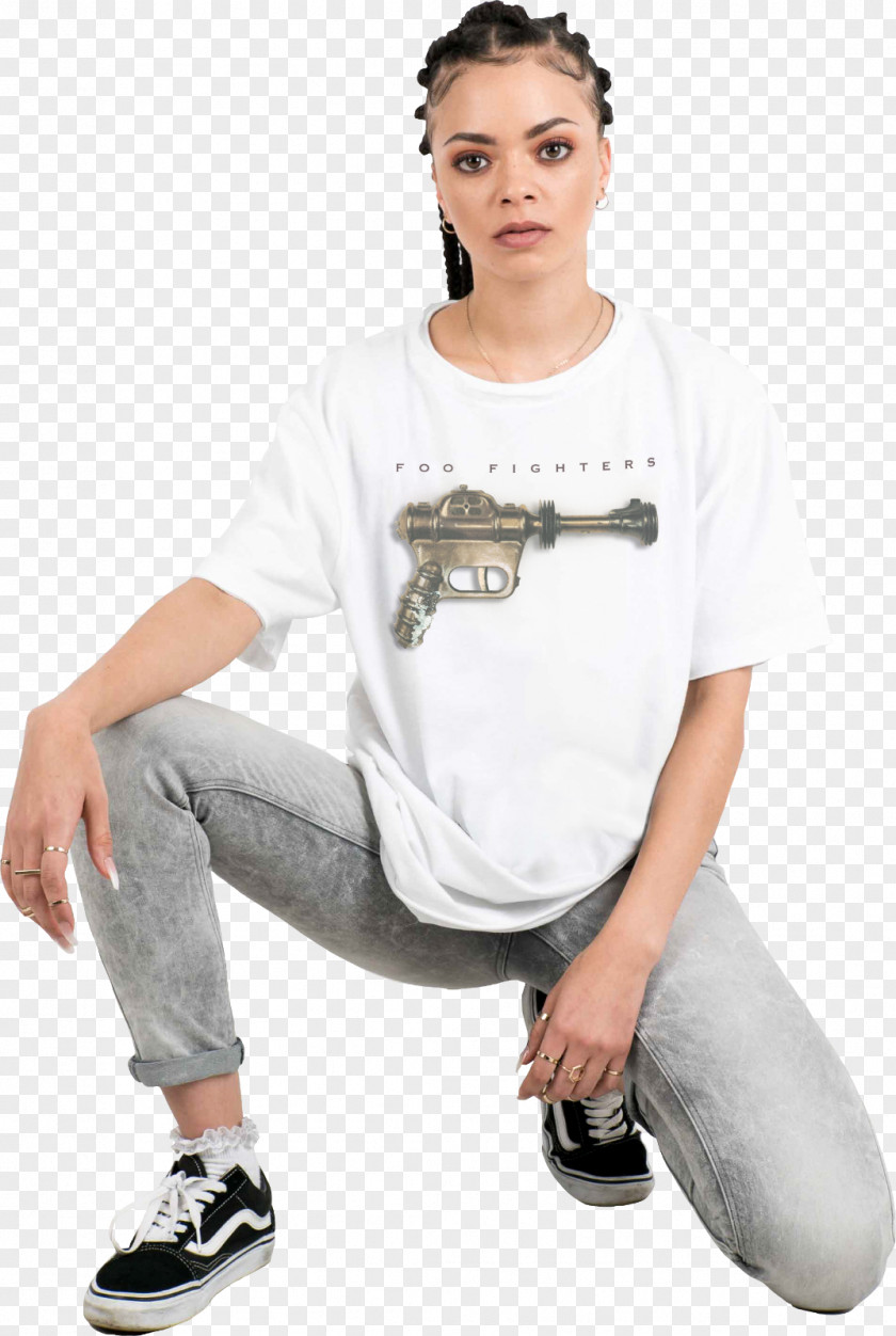 T-shirt Shoulder Sleeve Shoe PNG