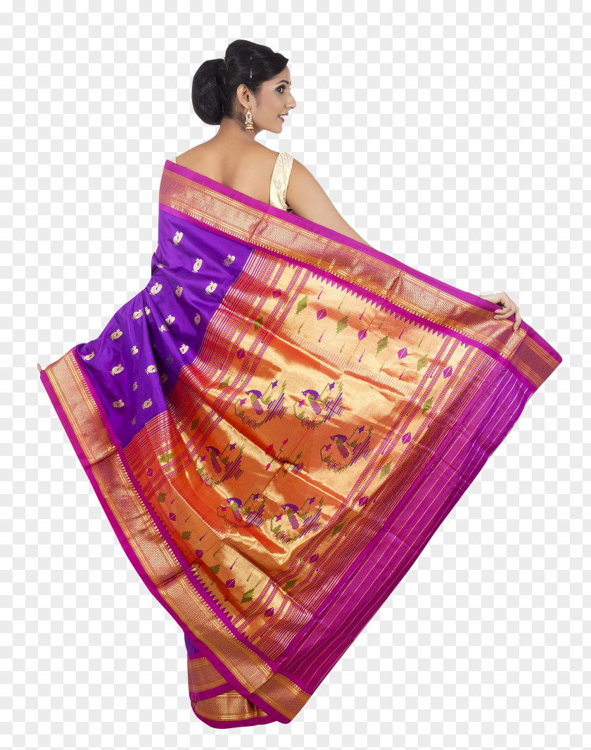 Surprise Wedding Reveal Paithani Sari Silk Handloom Saree PNG