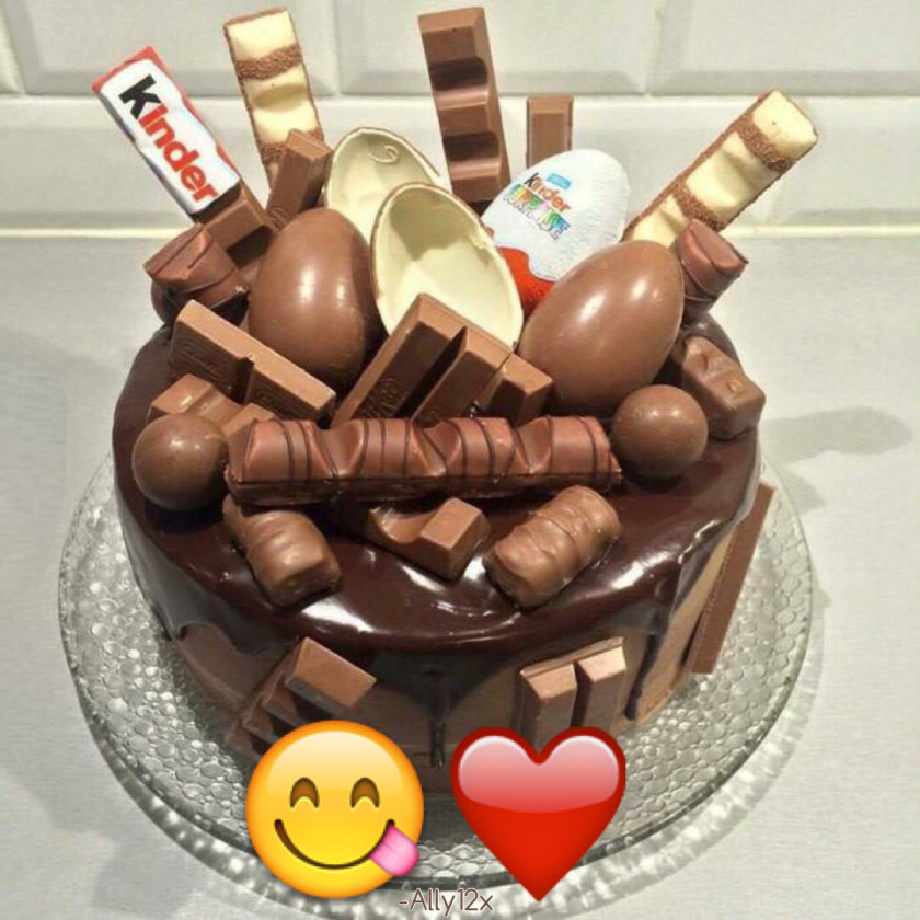 Chocolate Cake Kinder Bueno Birthday Surprise PNG