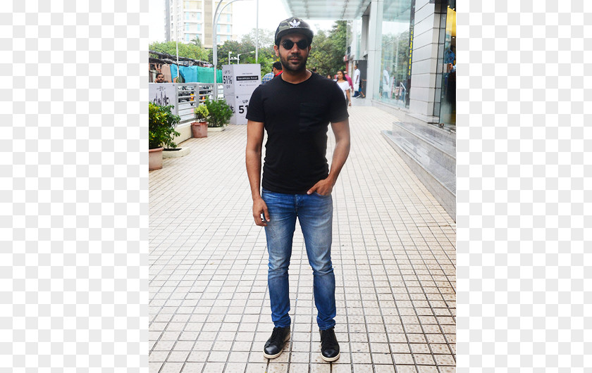 Shahid Kapoor Jeans T-shirt Shoulder Tartan Outerwear PNG