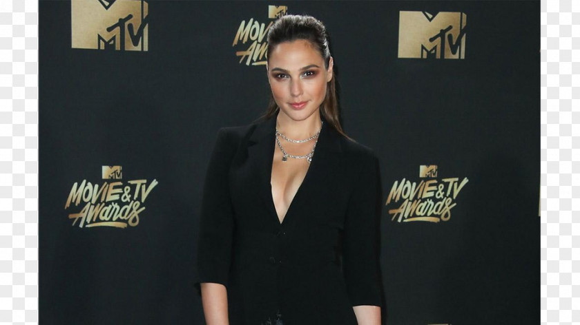 Gal Gadot 2017 MTV Movie & TV Awards Actor Red Carpet PNG