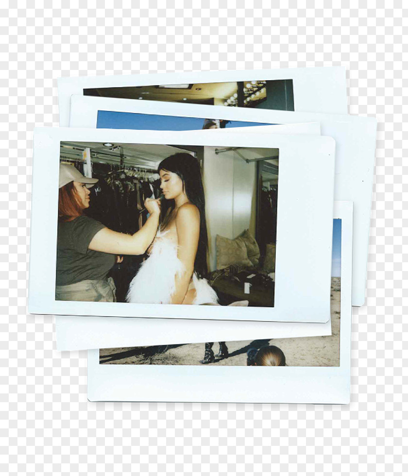 Kendall And Kylie Celebrity Instant Camera PNG