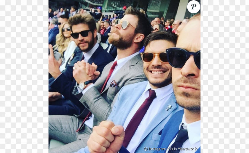 Chris Hemsworth Western Bulldogs AFL Grand Final Marvel Avengers Assemble Melbourne Cricket Ground PNG