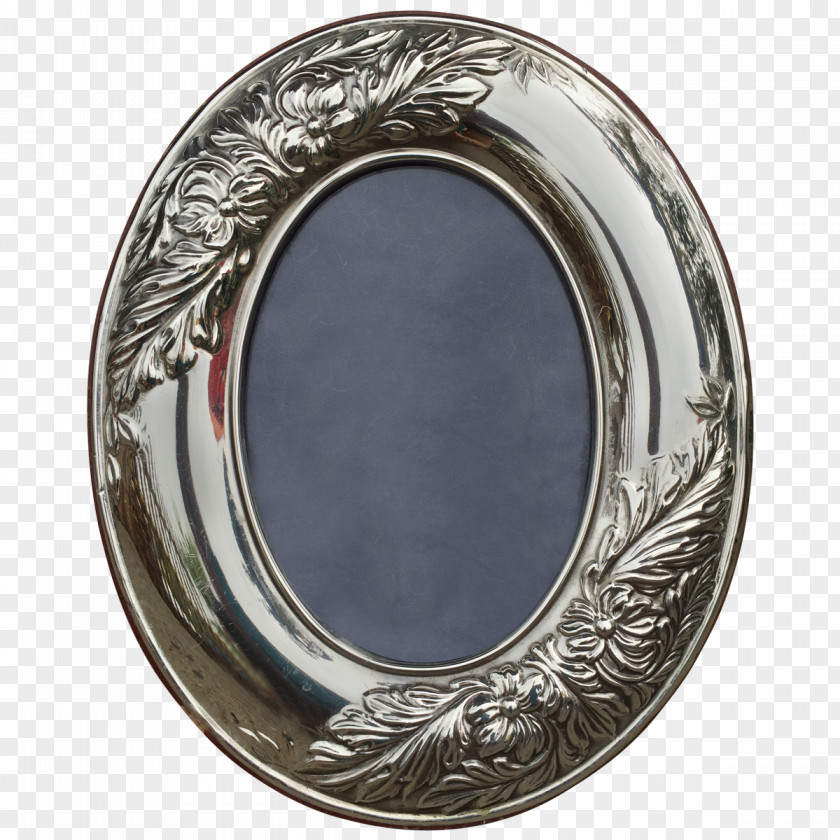 Silver Oval M Tableware PNG
