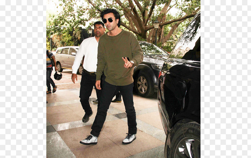 Ranbir Kapoor Jeans T-shirt Fashion Actor Casual Attire PNG