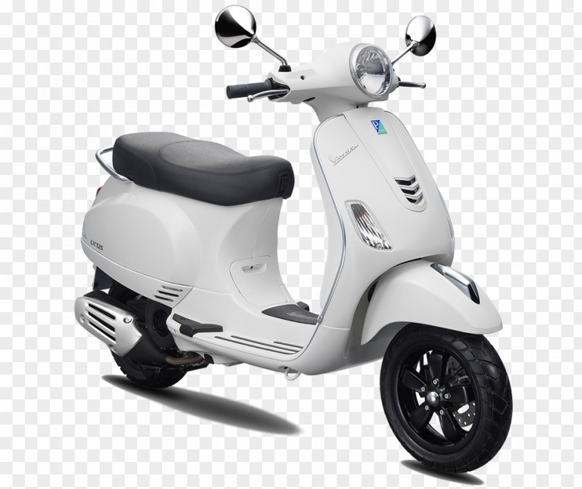 2018 Vespa Piaggio LX 150 Scooter Motorcycle PNG