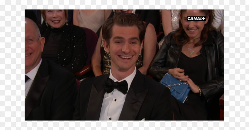Damien Chazelle Andrew Garfield 89th Academy Awards Socialite Fashion Tuxedo M. PNG