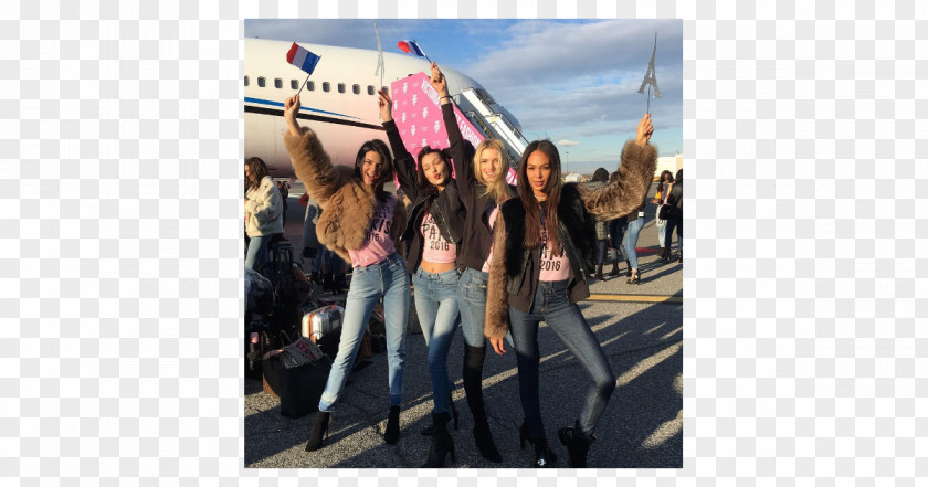 Fashion Runway Victoria's Secret Show 2016 Airplane Chanel Paris PNG