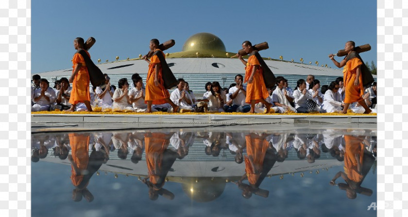 Thai Buddha Water Tourism PNG