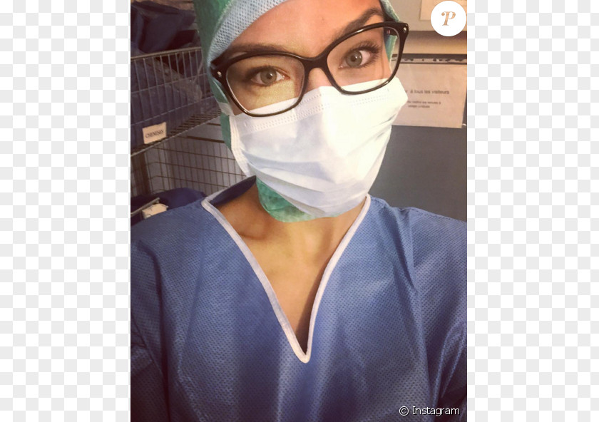 Medicine Surgery Miss France Surgeon Études De Médecine En PNG