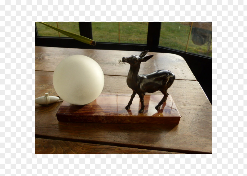 Table Ground Glass Deer Goat White PNG