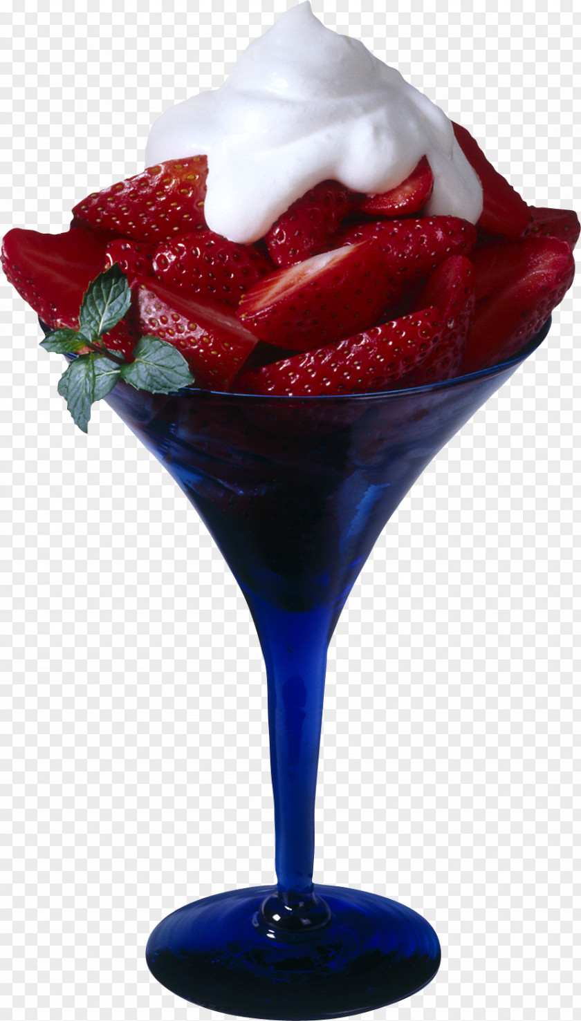 Sweet Strawberry Ice Cream Cocktail PNG