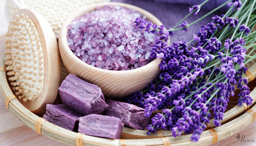 Lavender Spa Exfoliation Pedicure Bath Salts PNG