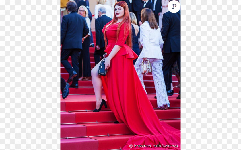 Red Carpet Cannes Film Festival Plus-size Model Wardrobe Malfunction PNG