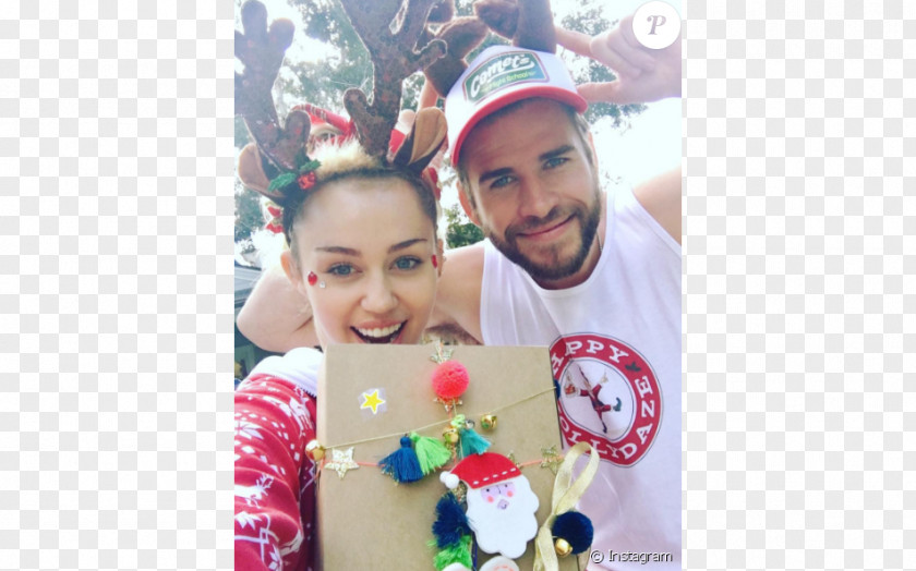 Liam Hemsworth Miley Cyrus Christmas Gift Actor PNG