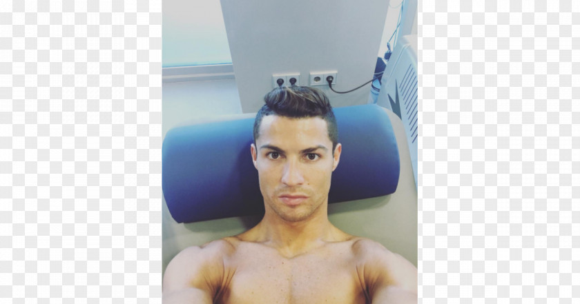 Selfie Cristiano Ronaldo Real Madrid C.F. FC Barcelona Football Player Hairstyle PNG