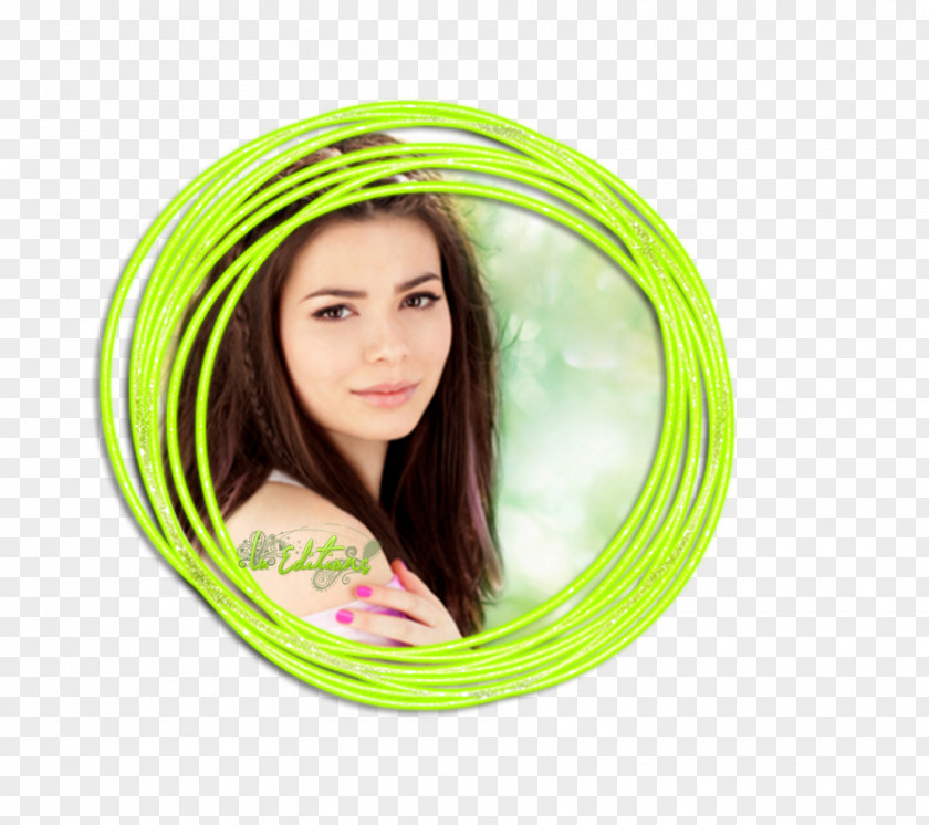 Miranda Cosgrove Sparks Fly ICarly Album Disgusting PNG