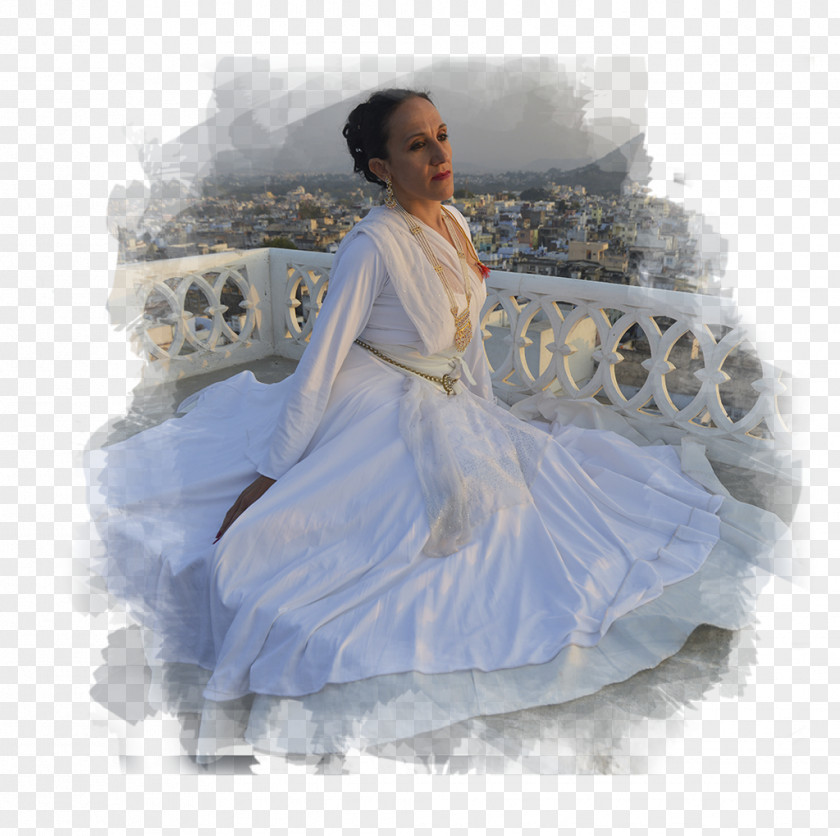 Indiano Costume Design Gown PNG