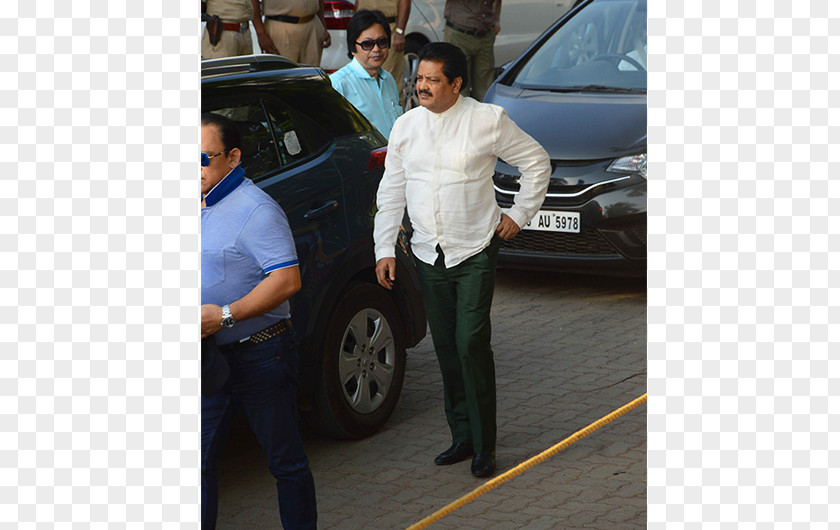 Amitabh Bachchan Car Actor Bollywood Mumbai Automotive Wheel System PNG