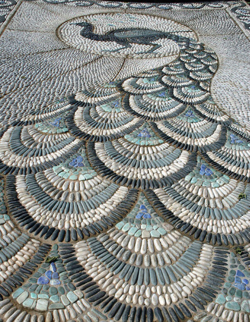 Cobblestone Road Peacock Mosaic Pebble Garden Rock PNG