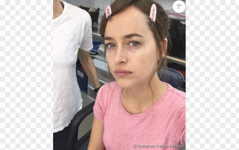 Dakota Johnson Fifty Shades Of Grey Anastasia Steele Selfie Celebrity PNG