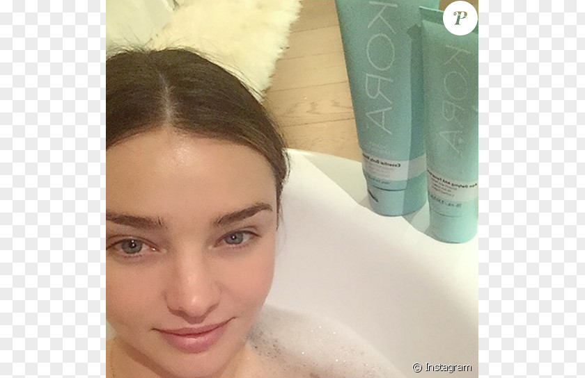 Miranda Kerr Model Bathing KORA Organics Cosmetics PNG