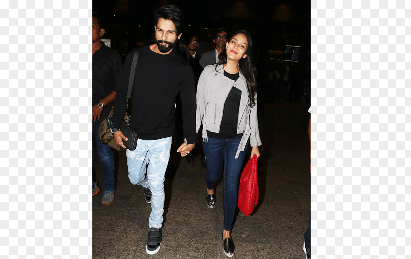 Mira Rajput Chhatrapati Shivaji International Airport Michael Jeans Micheal Fashion Denim PNG