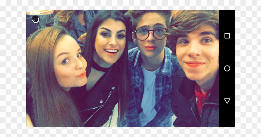 Alice Através Do Espelho Larissa Manoela Elaine Mickely João Guilherme Ávila Selfie Through The Looking Glass PNG